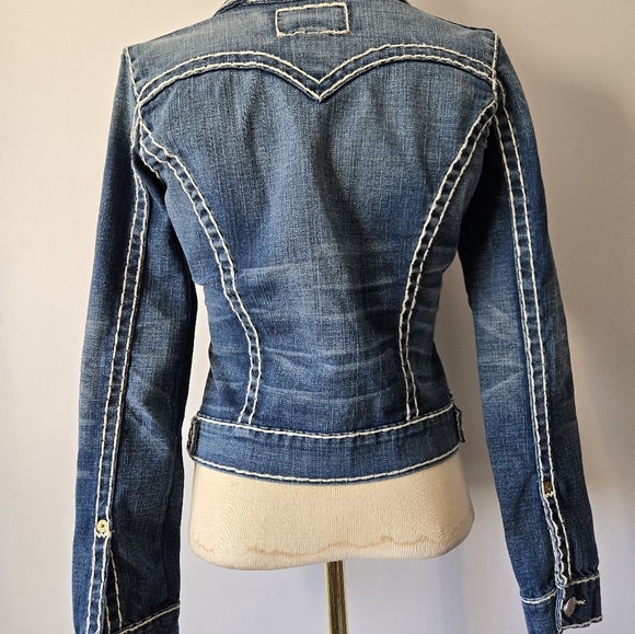 TRUE RELIGION " Emily" Dark Wash Blue Denim Jacket. Size Small - Picture 6 of 15